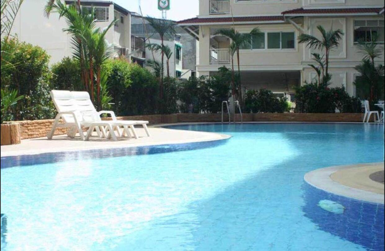 Baan Klang Condo Hotel HHQ Eksteriør billede
