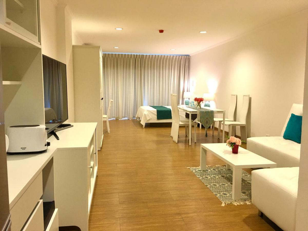 Baan Klang Condo Hotel HHQ Eksteriør billede