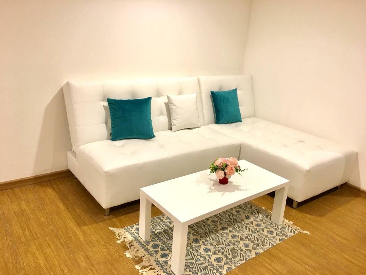 Baan Klang Condo Hotel HHQ Eksteriør billede