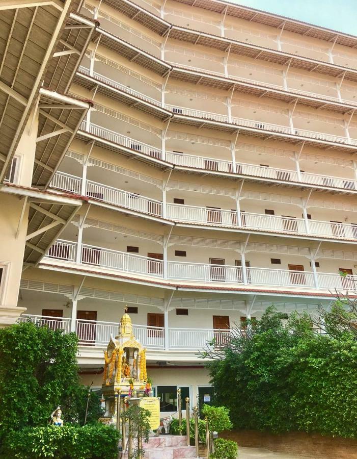 Baan Klang Condo Hotel HHQ Eksteriør billede